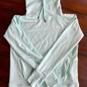 Under Armour pull over with mesh detail sleeves, green